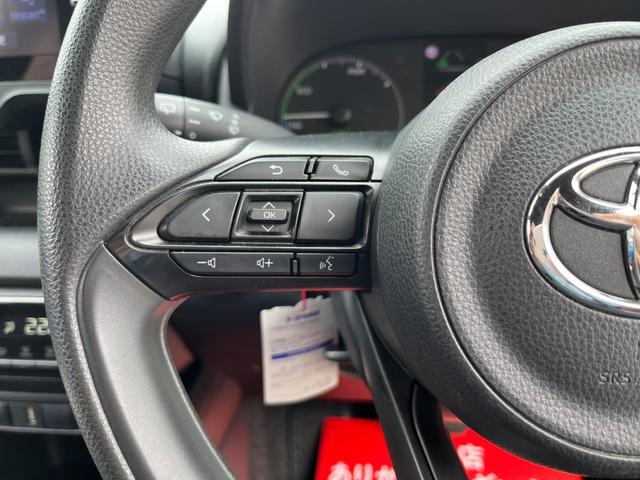 ヤリス ハイブリッドＸ　ディスプレイオーディオ　ナビ機能付き　ＭＩＲＡＣＡＳＴミラーリング　Ｂｌｕｅｔｏｏｔｈオーディオ　バックカメラ　クリアランスソナー　レーダークルーズコントロール　ドライブレコーダー　ＥＴＣ（4枚目）