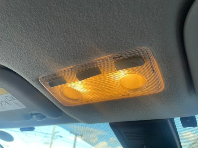 アクア Ｓスタイルブラック　ワンオーナー　トヨタセーフティセンス　純正ナビ　Ｂカメラ　ビルトインＥＴＣ　Ｂｌｕｅｔｏｏｔｈ　地デジ　オートライト　オートハイビーム　プッシュスタート　スマートキー（23枚目）