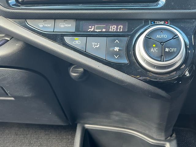 アクア S ワンオーナー 禁煙車 純正ナビ バックカメラ Bluetooth フルセグTV スマートキー ETC車載器 プッシュスタート ステアリングスイッチ オートライト オートエアコン 電動格納ミラー(15枚目)