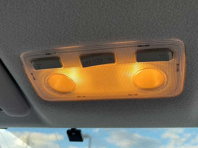 アクア S ワンオーナー 禁煙車 純正ナビ バックカメラ Bluetooth フルセグTV スマートキー ETC車載器 プッシュスタート ステアリングスイッチ オートライト オートエアコン 電動格納ミラー(24枚目)