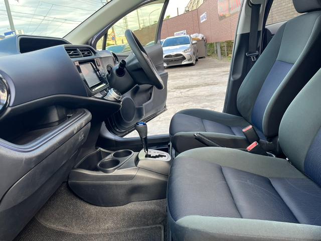 アクア S ワンオーナー 禁煙車 純正ナビ バックカメラ Bluetooth フルセグTV スマートキー ETC車載器 プッシュスタート ステアリングスイッチ オートライト オートエアコン 電動格納ミラー(39枚目)