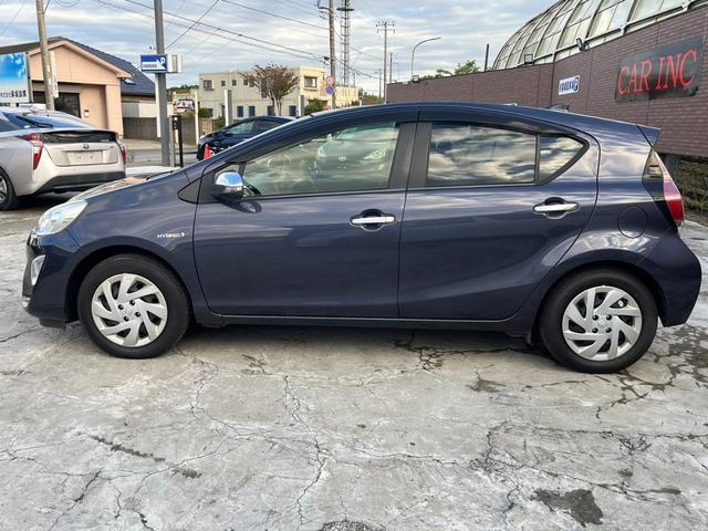 アクア S ワンオーナー 禁煙車 純正ナビ バックカメラ Bluetooth フルセグTV スマートキー ETC車載器 プッシュスタート ステアリングスイッチ オートライト オートエアコン 電動格納ミラー(51枚目)