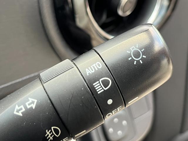 アクア S 純正ナビ ハーフレザー ドライブレコーダー フルセグTV バックカメラ Bluetooth 16インチ純正AW ETC車載器 LEDヘッドライト オートライト フォグランプ スマートキー(8枚目)