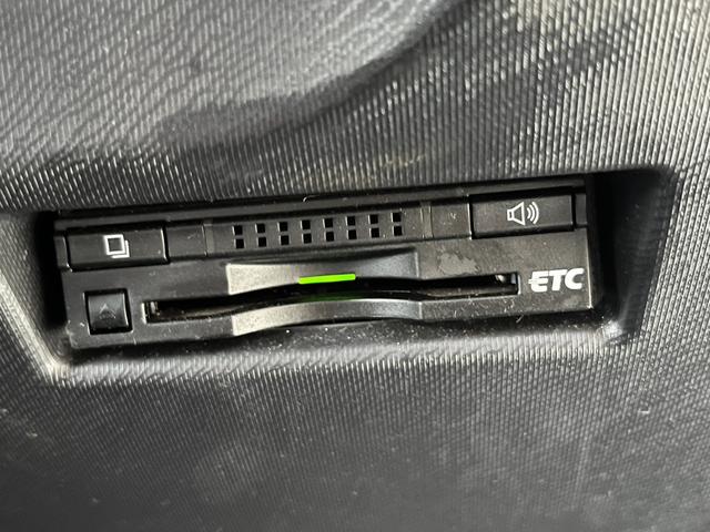 アクア S 純正ナビ ハーフレザー ドライブレコーダー フルセグTV バックカメラ Bluetooth 16インチ純正AW ETC車載器 LEDヘッドライト オートライト フォグランプ スマートキー(12枚目)