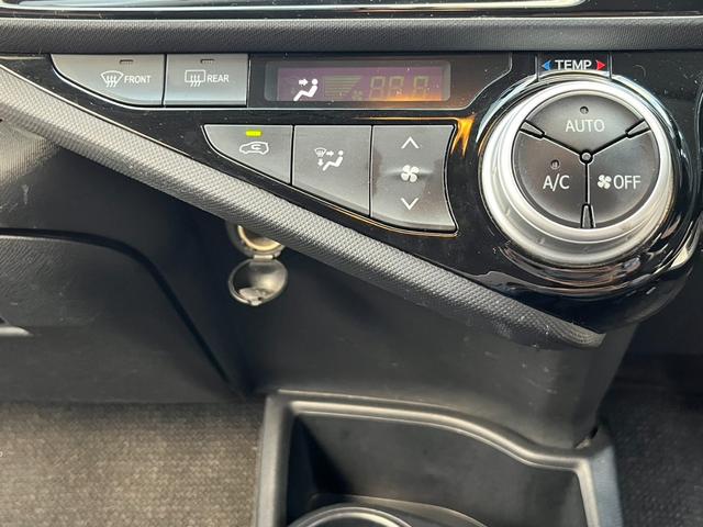 アクア S 純正ナビ ハーフレザー ドライブレコーダー フルセグTV バックカメラ Bluetooth 16インチ純正AW ETC車載器 LEDヘッドライト オートライト フォグランプ スマートキー(15枚目)