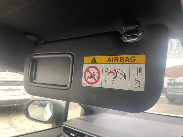 カローラツーリング ハイブリッド ダブルバイビー ワンオーナー TSS BSM ディスプレイオーディオ レザーシート シートヒーター ハンドルヒーター ビルトインETC レーダークルーズコントロール クリアランスソナー Bluetooth(18枚目)