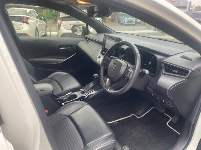 カローラツーリング ハイブリッド ダブルバイビー ワンオーナー TSS BSM ディスプレイオーディオ レザーシート シートヒーター ハンドルヒーター ビルトインETC レーダークルーズコントロール クリアランスソナー Bluetooth(25枚目)