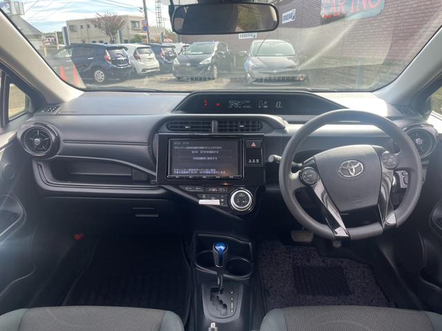 アクア Ｓスタイルブラック　トヨタセーフティセンス　純正ナビ　Ｂカメラ　Ｂｌｕｅｔｏｏｔｈ　フルセグＴＶ　オートライト　オートハイビーム　ドラレコ　ビルトインＥＴＣ　社外１５インチアルミホイール（3枚目）