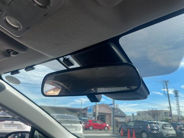 アクア Ｓスタイルブラック　トヨタセーフティセンス　純正ナビ　Ｂカメラ　Ｂｌｕｅｔｏｏｔｈ　フルセグＴＶ　オートライト　オートハイビーム　ドラレコ　ビルトインＥＴＣ　社外１５インチアルミホイール（19枚目）