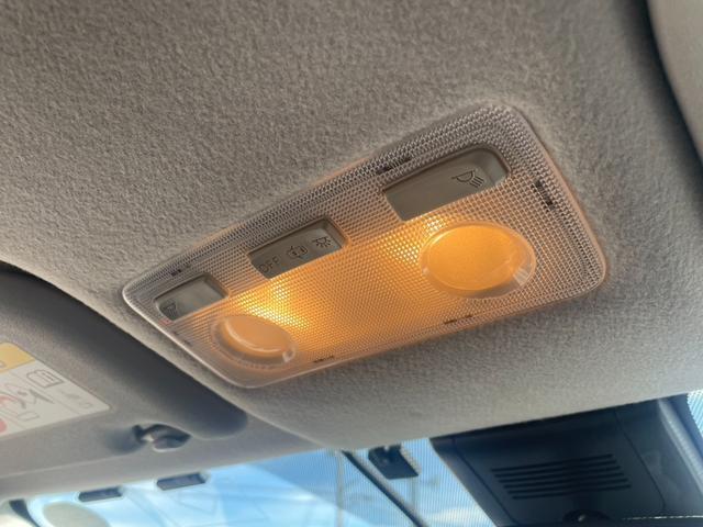 アクア Ｓスタイルブラック　トヨタセーフティセンス　純正ナビ　Ｂカメラ　Ｂｌｕｅｔｏｏｔｈ　フルセグＴＶ　オートライト　オートハイビーム　ドラレコ　ビルトインＥＴＣ　社外１５インチアルミホイール（21枚目）