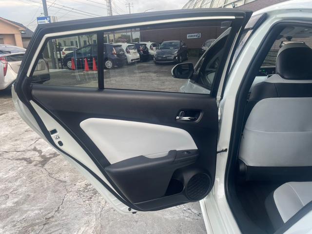 プリウス Ｓツーリングセレクション　純正ＳＤナビ　Ｂｌｕｅｔｏｏｔｈオーディオ　モデリスタエアロ　社外アルミホイール　バックカメラ　レザーシート　シートヒーター　ＬＥＤヘッドライト　オートライト　ワンセグＴＶ　ビルトインＥＴＣ（25枚目）