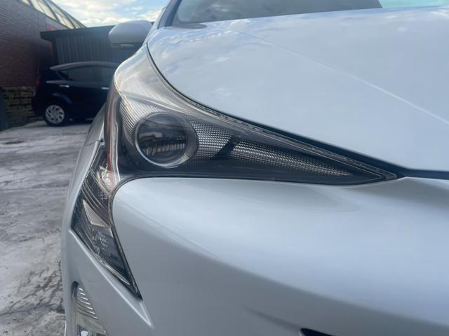 プリウス Ｓツーリングセレクション　純正ＳＤナビ　Ｂｌｕｅｔｏｏｔｈオーディオ　モデリスタエアロ　社外アルミホイール　バックカメラ　レザーシート　シートヒーター　ＬＥＤヘッドライト　オートライト　ワンセグＴＶ　ビルトインＥＴＣ（44枚目）