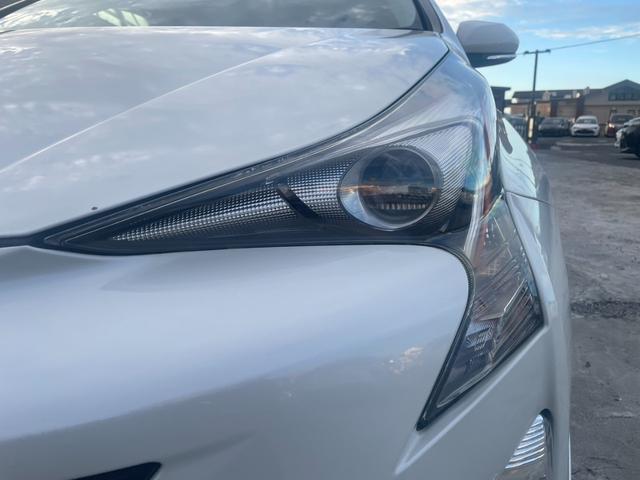 プリウス Ｓツーリングセレクション　純正ＳＤナビ　Ｂｌｕｅｔｏｏｔｈオーディオ　モデリスタエアロ　社外アルミホイール　バックカメラ　レザーシート　シートヒーター　ＬＥＤヘッドライト　オートライト　ワンセグＴＶ　ビルトインＥＴＣ（45枚目）