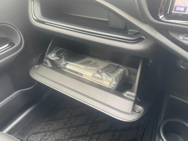 アクア Ｓスタイルブラック　トヨタセーフティセンス　純正ナビ　Ｂカメラ　Ｂｌｕｅｔｏｏｔｈ　フルセグＴＶ　オートライト　オートハイビーム　ドラレコ　ＤＶＤ再生（19枚目）