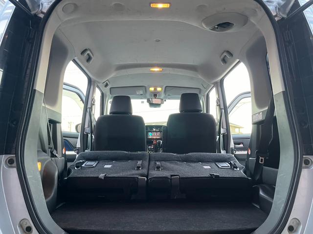 タンク カスタムＧ－Ｔ　純正ナビ　スマートアシスト　両側パワースライドドア　クルーズコントロール　レーンアシスト　コーナーセンサー　オートハイビーム　ＬＥＤヘッドライト　ＥＴＣ　テレビ再生　Ｂｌｕｅｔｏｏｔｈ　スマートキー（30枚目）