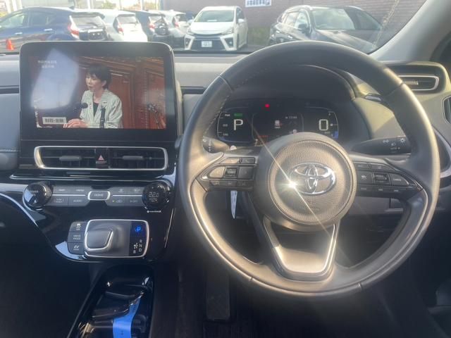 アクア G トヨタセーフティセンス 純正マルチメディア Bカメラ ビルトインETC Bluetooth フルセグTV オートライト オートハイビーム ドラレコ 100V電源 スマートキー プッシュスタート(4枚目)