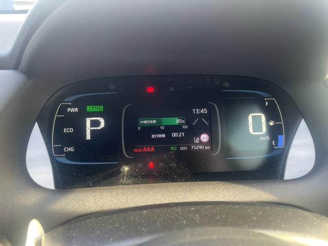 アクア G トヨタセーフティセンス 純正マルチメディア Bカメラ ビルトインETC Bluetooth フルセグTV オートライト オートハイビーム ドラレコ 100V電源 スマートキー プッシュスタート(9枚目)