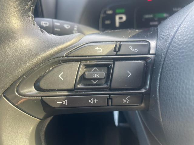 アクア G トヨタセーフティセンス 純正マルチメディア Bカメラ ビルトインETC Bluetooth フルセグTV オートライト オートハイビーム ドラレコ 100V電源 スマートキー プッシュスタート(11枚目)