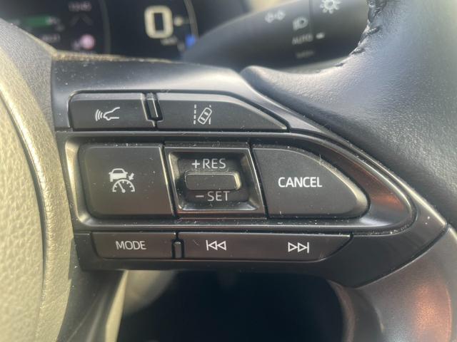 アクア G トヨタセーフティセンス 純正マルチメディア Bカメラ ビルトインETC Bluetooth フルセグTV オートライト オートハイビーム ドラレコ 100V電源 スマートキー プッシュスタート(12枚目)