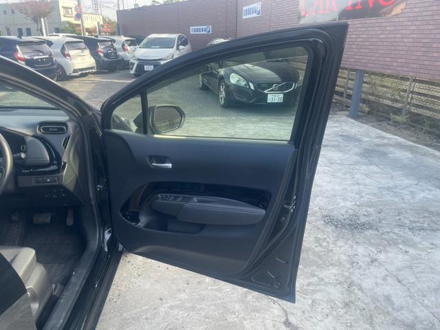 アクア G トヨタセーフティセンス 純正マルチメディア Bカメラ ビルトインETC Bluetooth フルセグTV オートライト オートハイビーム ドラレコ 100V電源 スマートキー プッシュスタート(23枚目)