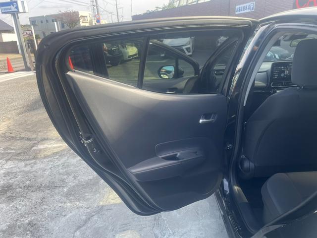 アクア G トヨタセーフティセンス 純正マルチメディア Bカメラ ビルトインETC Bluetooth フルセグTV オートライト オートハイビーム ドラレコ 100V電源 スマートキー プッシュスタート(26枚目)