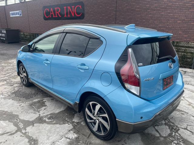 アクア X-アーバン 純正ナビ バックカメラ ハーフレザー Bluetooth フルセグ ETC ドライブレコーダー シートヒーター クリアランスソナー 純正16インチAW ステアリングスイッチ スマートキー DVD再生(7枚目)