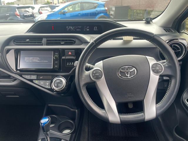 アクア X-アーバン 純正ナビ バックカメラ ハーフレザー Bluetooth フルセグ ETC ドライブレコーダー シートヒーター クリアランスソナー 純正16インチAW ステアリングスイッチ スマートキー DVD再生(29枚目)