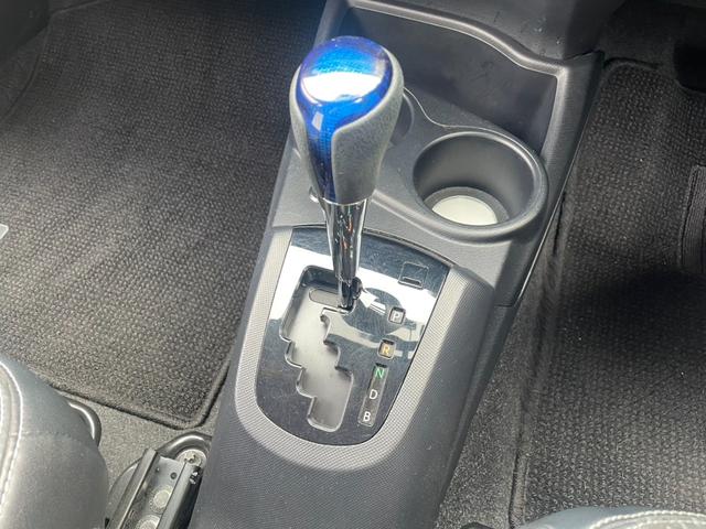 アクア X-アーバン 純正ナビ バックカメラ ハーフレザー Bluetooth フルセグ ETC ドライブレコーダー シートヒーター クリアランスソナー 純正16インチAW ステアリングスイッチ スマートキー DVD再生(34枚目)