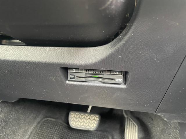 アクア X-アーバン 純正ナビ バックカメラ ハーフレザー Bluetooth フルセグ ETC ドライブレコーダー シートヒーター クリアランスソナー 純正16インチAW ステアリングスイッチ スマートキー DVD再生(41枚目)