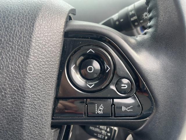 プリウス Ｓツーリングセレクション　ＴＳＳ　純正ナビ　Ｂカメラ　Ｂｌｕｅｔｏｏｔｈ　フルセグＴＶ　オートライト　オートハイビーム　レザーシート　シートヒーター　レーダークルーズコントロール　ビルトインＥＴＣ　ＬＥＤヘッドライト（13枚目）