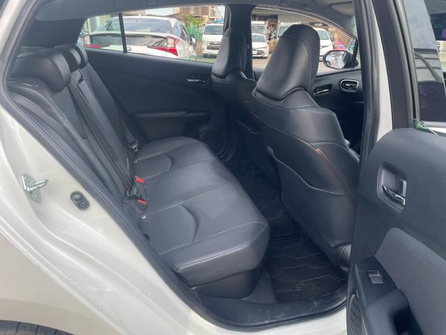 プリウス Ｓツーリングセレクション　ＴＳＳ　純正ナビ　Ｂカメラ　Ｂｌｕｅｔｏｏｔｈ　フルセグＴＶ　オートライト　オートハイビーム　レザーシート　シートヒーター　レーダークルーズコントロール　ビルトインＥＴＣ　ＬＥＤヘッドライト（29枚目）