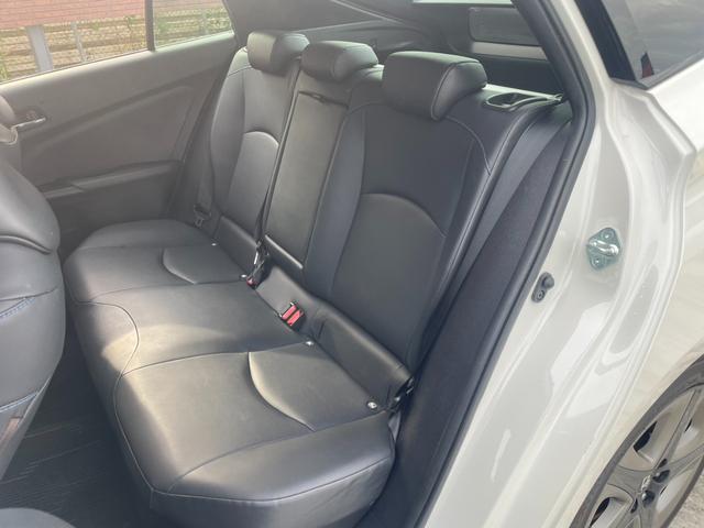 プリウス Ｓツーリングセレクション　ＴＳＳ　純正ナビ　Ｂカメラ　Ｂｌｕｅｔｏｏｔｈ　フルセグＴＶ　オートライト　オートハイビーム　レザーシート　シートヒーター　レーダークルーズコントロール　ビルトインＥＴＣ　ＬＥＤヘッドライト（33枚目）