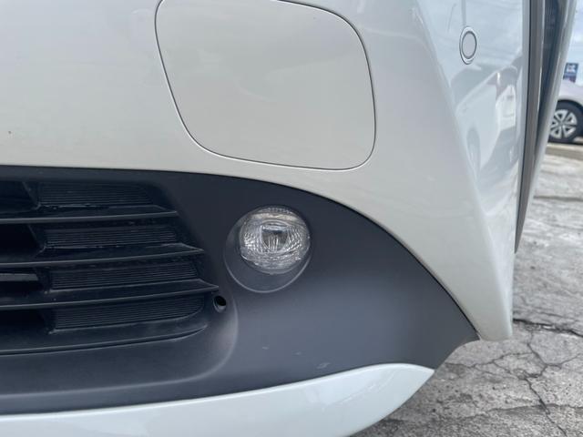 プリウス Ｓツーリングセレクション　ＴＳＳ　純正ナビ　Ｂカメラ　Ｂｌｕｅｔｏｏｔｈ　フルセグＴＶ　オートライト　オートハイビーム　レザーシート　シートヒーター　レーダークルーズコントロール　ビルトインＥＴＣ　ＬＥＤヘッドライト（47枚目）