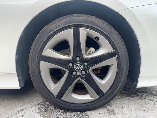 プリウス Ｓツーリングセレクション　ＴＳＳ　純正ナビ　Ｂカメラ　Ｂｌｕｅｔｏｏｔｈ　フルセグＴＶ　オートライト　オートハイビーム　レザーシート　シートヒーター　レーダークルーズコントロール　ビルトインＥＴＣ　ＬＥＤヘッドライト（48枚目）