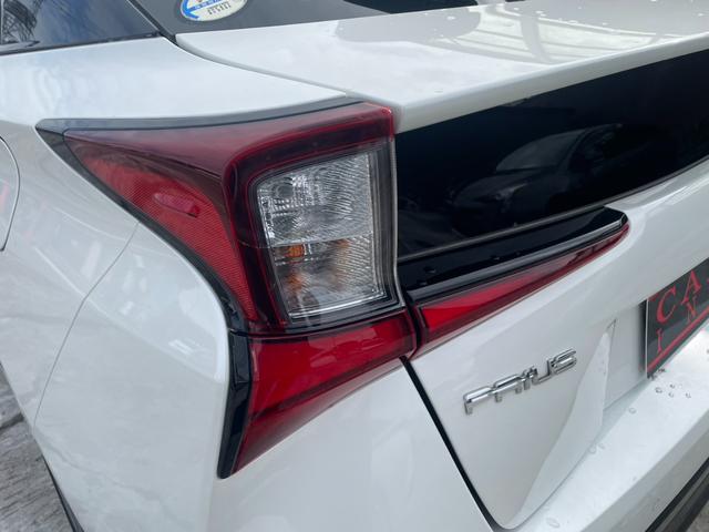 プリウス Ｓツーリングセレクション　ＴＳＳ　純正ナビ　Ｂカメラ　Ｂｌｕｅｔｏｏｔｈ　フルセグＴＶ　オートライト　オートハイビーム　レザーシート　シートヒーター　レーダークルーズコントロール　ビルトインＥＴＣ　ＬＥＤヘッドライト（52枚目）