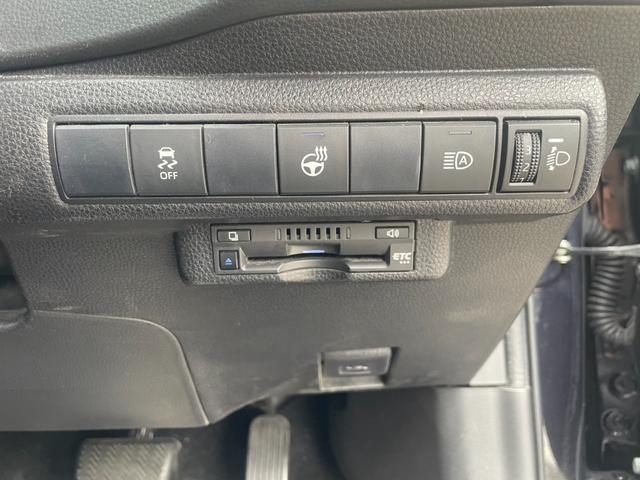 カローラツーリング ハイブリッド　ダブルバイビー　トヨタセーフティセンス　ＢＳＭ　ディスプレイオーディオ　Ｂｌｕｅｔｏｏｔｈ　フルセグＴＶ　オートライト　オートハイビーム　ＥＴＣ　ハーフレザーシート　シートヒーター　ハンドルヒーター　レーダークルコン（15枚目）