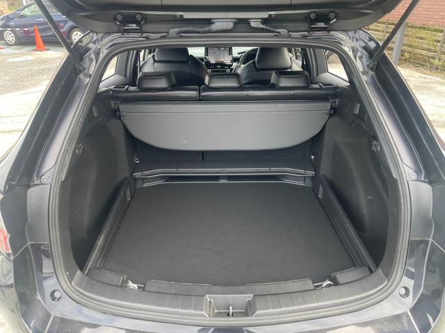 カローラツーリング ハイブリッド　ダブルバイビー　トヨタセーフティセンス　ＢＳＭ　ディスプレイオーディオ　Ｂｌｕｅｔｏｏｔｈ　フルセグＴＶ　オートライト　オートハイビーム　ＥＴＣ　ハーフレザーシート　シートヒーター　ハンドルヒーター　レーダークルコン（30枚目）