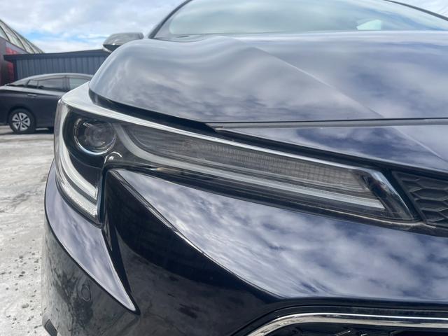 カローラツーリング ハイブリッド　ダブルバイビー　トヨタセーフティセンス　ＢＳＭ　ディスプレイオーディオ　Ｂｌｕｅｔｏｏｔｈ　フルセグＴＶ　オートライト　オートハイビーム　ＥＴＣ　ハーフレザーシート　シートヒーター　ハンドルヒーター　レーダークルコン（43枚目）