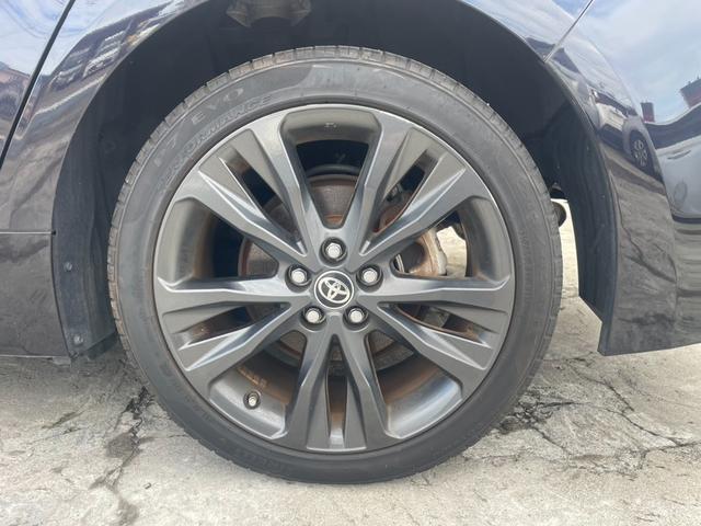 カローラツーリング ハイブリッド　ダブルバイビー　トヨタセーフティセンス　ＢＳＭ　ディスプレイオーディオ　Ｂｌｕｅｔｏｏｔｈ　フルセグＴＶ　オートライト　オートハイビーム　ＥＴＣ　ハーフレザーシート　シートヒーター　ハンドルヒーター　レーダークルコン（49枚目）