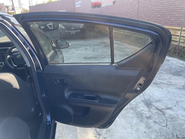 アクア Sスタイルブラック TSS 純正ナビ Bカメラ Bluetooth フルセグTV オートライト オートハイビーム LEDヘッドライト ステアリングリモコン ビルトインETC クルコン クリアランスソナー シートヒーター(25枚目)