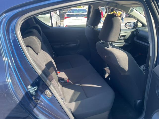 アクア Sスタイルブラック TSS 純正ナビ Bカメラ Bluetooth フルセグTV オートライト オートハイビーム LEDヘッドライト ステアリングリモコン ビルトインETC クルコン クリアランスソナー シートヒーター(30枚目)