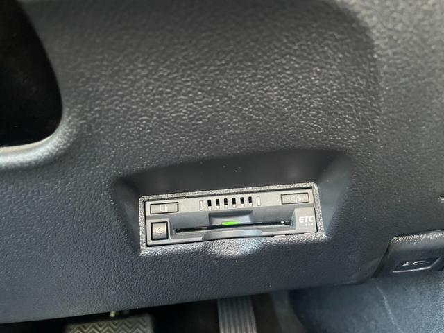 プリウス A TSS BSM HUD 純正ナビ Bカメラ ETC Bluetooth フルセグ オートライト オートハイビーム レーダークルーズコントロール パーキングアシスト クリアランスソナー ドラレコ(16枚目)