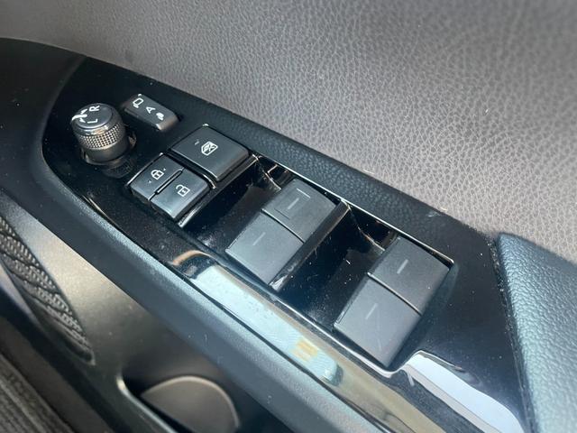 プリウス A TSS BSM HUD 純正ナビ Bカメラ ETC Bluetooth フルセグ オートライト オートハイビーム レーダークルーズコントロール パーキングアシスト クリアランスソナー ドラレコ(17枚目)