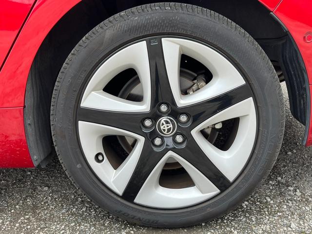 プリウス Ａツーリングセレクション　純正９インチ大型ナビ　黒レザー　バックカメラ　ブラインドスポットモニター　純正１７インチＡＷ　Ｂｌｕｅｔｏｏｔｈ　レーダークルーズコントロール　ＨＵＤ　ＬＥＤヘッドライト　ＥＴＣ　左右シートヒーター（61枚目）