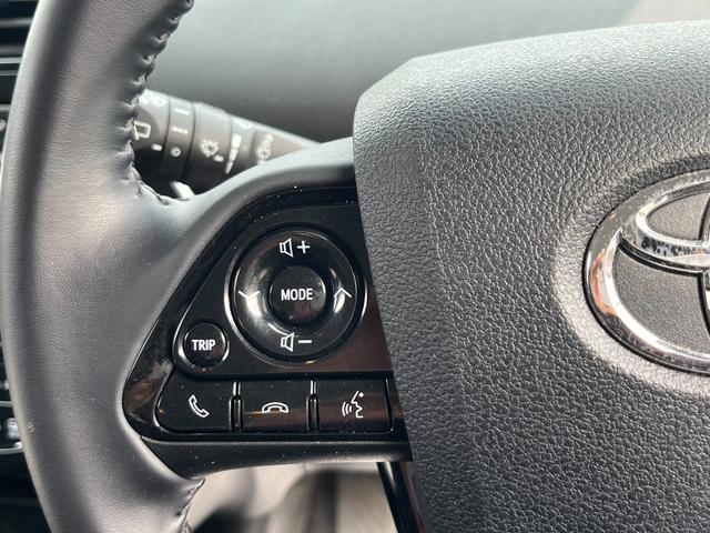 プリウス Ｓ　純正ナビ　トヨタセーフティセンス　ＡＣ１００Ｖ電源　バックカメラ　Ｂｌｕｅｔｏｏｔｈ　レーダークルーズコントロール　レーンキープアシスト　ＥＴＣ　オートハイビーム　ＬＥＤヘッドライト　コーナーセンサー（6枚目）