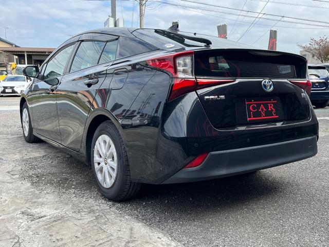 プリウス Ｓ　純正ナビ　トヨタセーフティセンス　ＡＣ１００Ｖ電源　バックカメラ　Ｂｌｕｅｔｏｏｔｈ　レーダークルーズコントロール　レーンキープアシスト　ＥＴＣ　オートハイビーム　ＬＥＤヘッドライト　コーナーセンサー（52枚目）