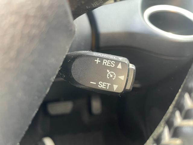 シエンタ ハイブリッド　ファンベースＧ　トヨタセーフティセンス　純正ナビ　Ｂカメラ　ビルトインＥＴＣ　Ｂｌｕｅｔｏｏｔｈ　地デジ　両側パワースライドドア　クリアランスソナー　オートハイビーム　ＬＥＤヘッドライト　ドライブレコーダー（12枚目）