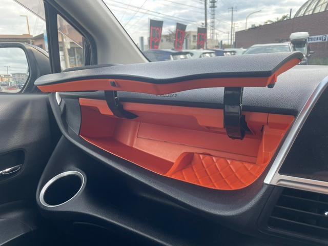 シエンタ ハイブリッド　ファンベースＧ　トヨタセーフティセンス　純正ナビ　Ｂカメラ　ビルトインＥＴＣ　Ｂｌｕｅｔｏｏｔｈ　地デジ　両側パワースライドドア　クリアランスソナー　オートハイビーム　ＬＥＤヘッドライト　ドライブレコーダー（23枚目）