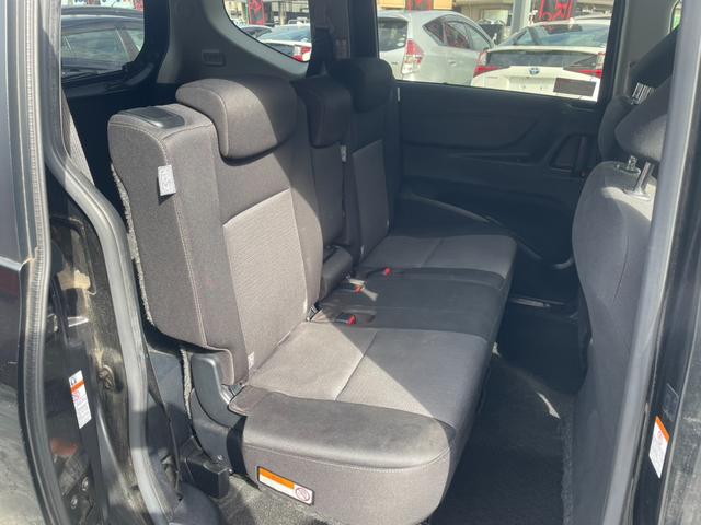 シエンタ ハイブリッド　ファンベースＧ　トヨタセーフティセンス　純正ナビ　Ｂカメラ　ビルトインＥＴＣ　Ｂｌｕｅｔｏｏｔｈ　地デジ　両側パワースライドドア　クリアランスソナー　オートハイビーム　ＬＥＤヘッドライト　ドライブレコーダー（29枚目）