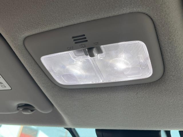 シエンタ ハイブリッドＧ　クエロ　モデリスタエアロ　フリップダウンモニター　両側パワースライドドア　ハーフレザー　純正ナビ　左右シートヒーター　バックカメラ　ＥＴＣ　トヨタセーフティセンス　ＬＥＤヘッドライト　ドラレコ　ＤＶＤ再生（25枚目）